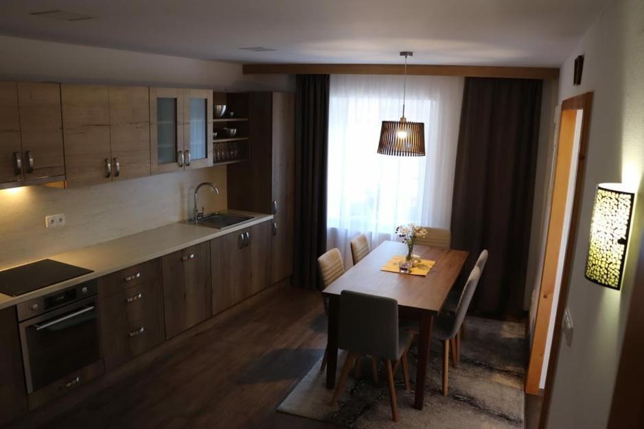 Anicka Villa *